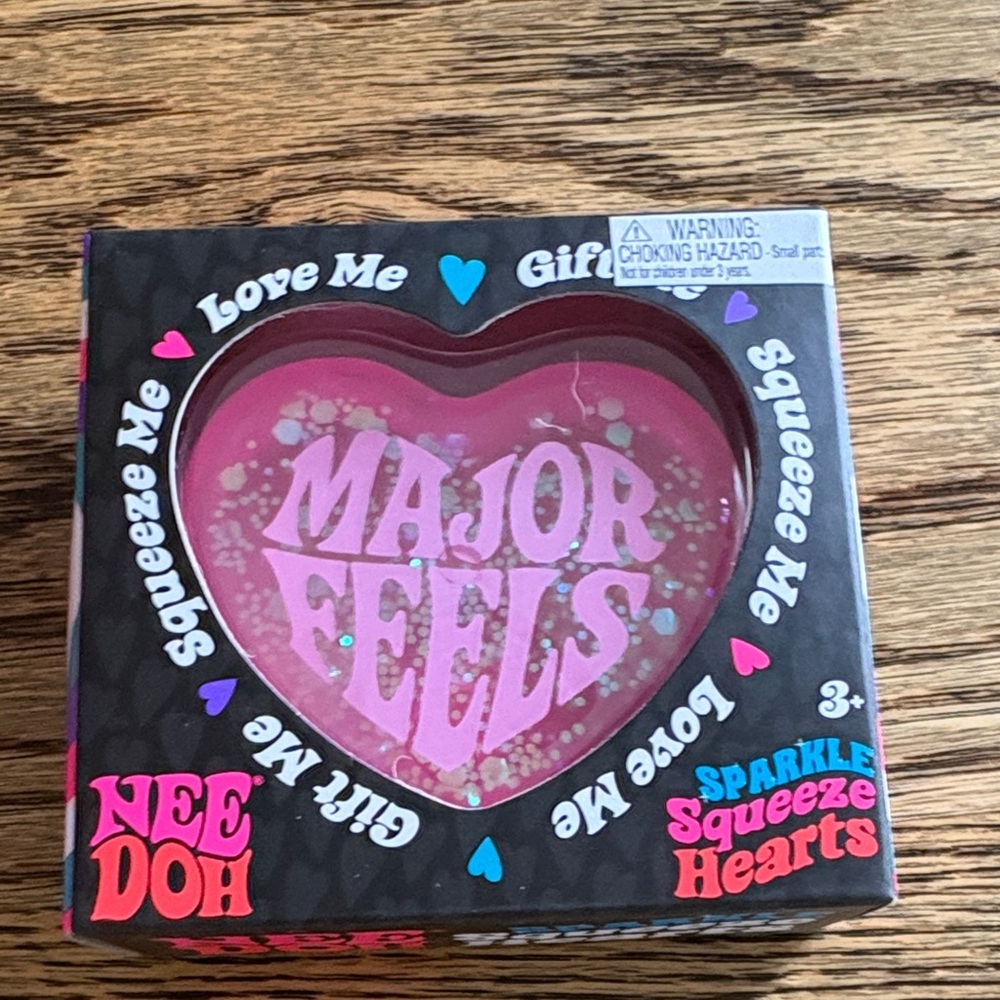 Sparkle Squeeze Hearts - Major Feels (Pink)